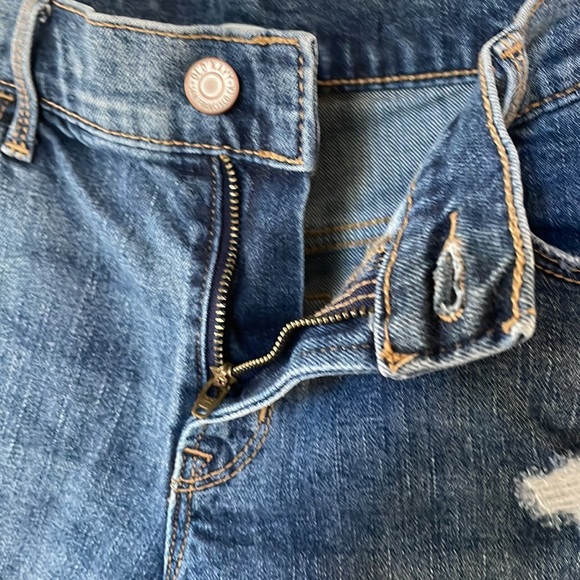 Old navy cut off stretch Jean short - Picture 5 of 7